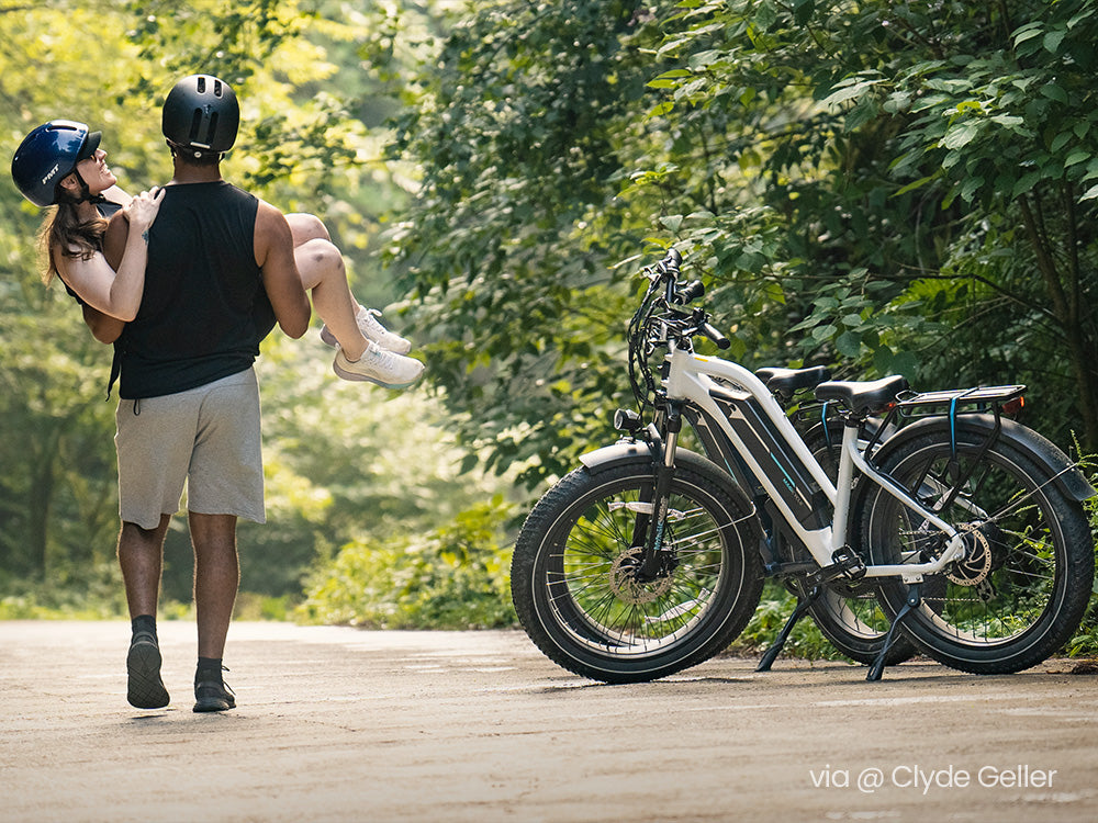 MAGICYCLE Ocelot Step Thru Fat Tire - Electric Bike